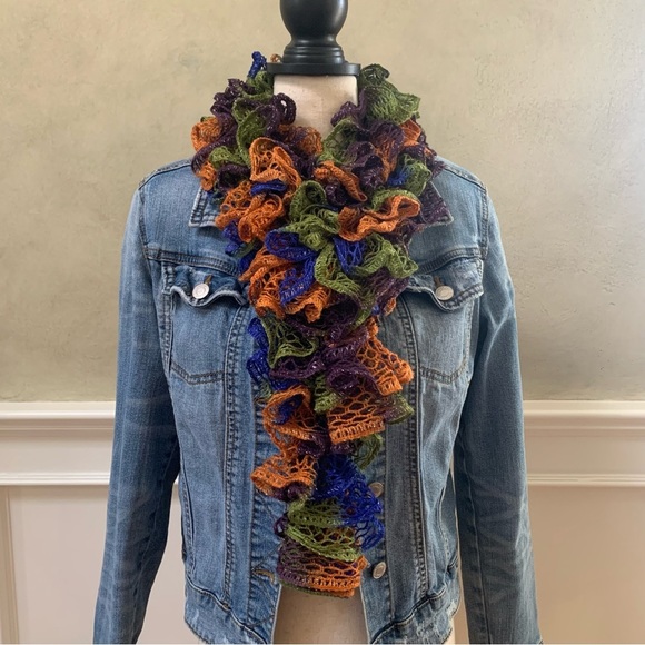 Artisan Handcrafted Ruffled Crochet / Knit Scarf - Picture 5 of 17